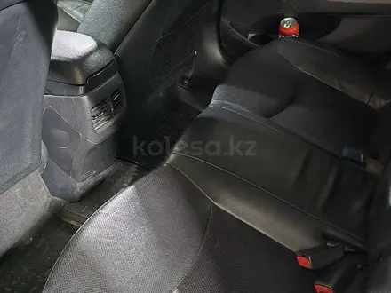 Hyundai Elantra 2015 года за 5 700 000 тг. в Шымкент – фото 6