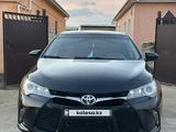 Toyota Camry 2015 года за 6 800 000 тг. в Жанаозен – фото 3