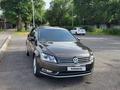 Volkswagen Passat 2014 годаүшін7 500 000 тг. в Алматы
