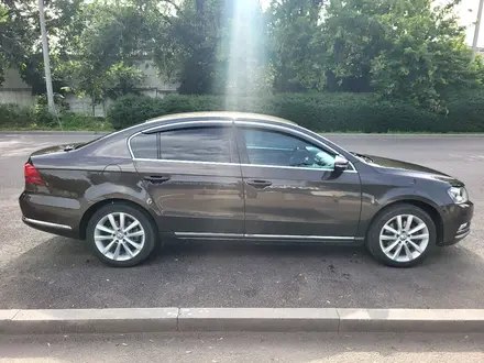 Volkswagen Passat 2014 года за 7 500 000 тг. в Алматы – фото 5