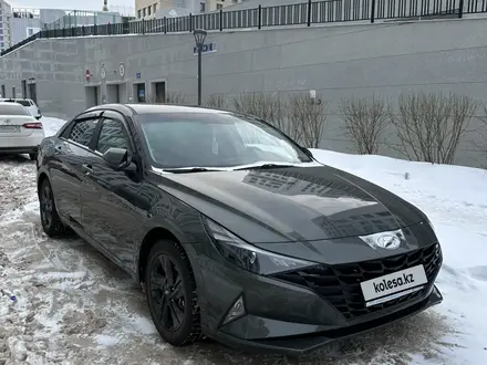 Hyundai Elantra 2022 года за 10 000 000 тг. в Астана – фото 2