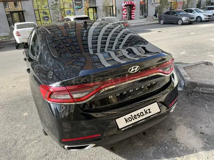 Hyundai Grandeur 2018 года за 11 500 000 тг. в Астана – фото 19