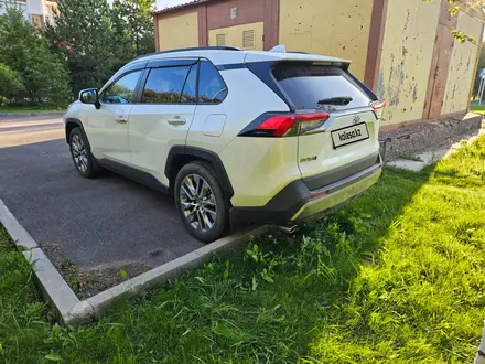 Toyota RAV4 2020 года за 15 500 000 тг. в Астана – фото 4