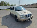 Kia Carnival 2001 годаүшін2 200 000 тг. в Шымкент