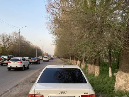 Audi A6 1994 года за 2 650 777 тг. в Алматы – фото 4