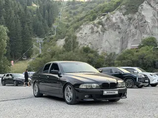 BMW 528
