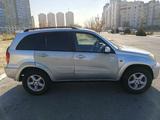 Toyota RAV4 2002 года за 3 300 000 тг. в Актау – фото 3