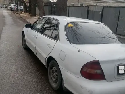 Hyundai Sonata 1998 года за 1 100 000 тг. в Алматы – фото 4