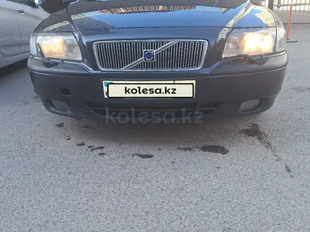 Volvo S80 1999 года за 2 000 000 тг. в Астана – фото 3