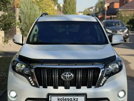 Toyota Land Cruiser Prado 2017 года за 17 800 000 тг. в Актобе – фото 7