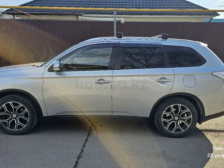 Mitsubishi Outlander 2014 года за 8 000 000 тг. в Алматы – фото 4