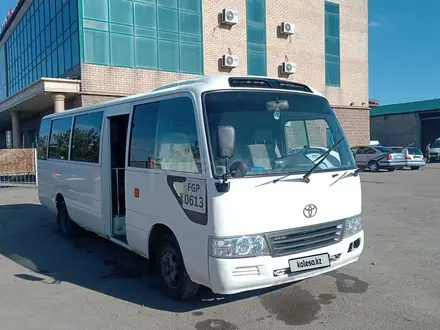 Toyota  Coaster 2014 года за 11 500 000 тг. в Астана