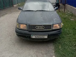 Audi 100