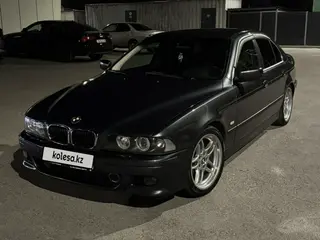 BMW 528