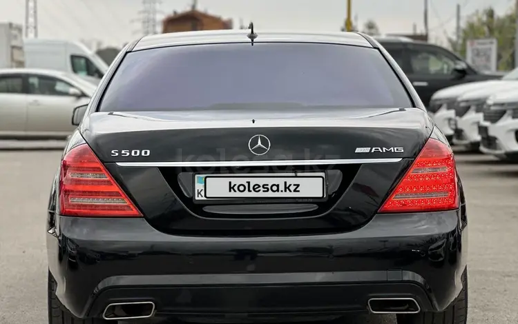 Mercedes-Benz S 500 2005 годаfor7 500 000 тг. в Алматы