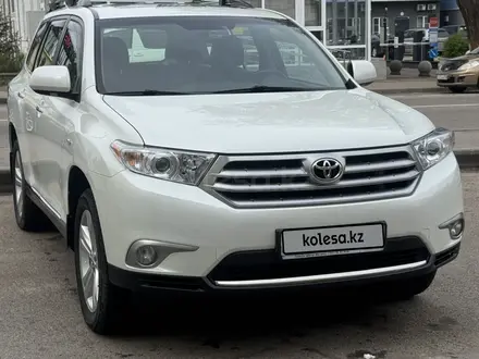 Toyota Highlander 2012 года за 14 500 000 тг. в Алматы – фото 3
