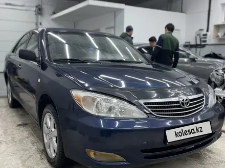 Toyota Camry 2002 года за 4 600 000 тг. в Астана – фото 2