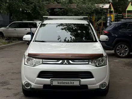 Mitsubishi Outlander 2013 года за 7 500 000 тг. в Алматы – фото 2