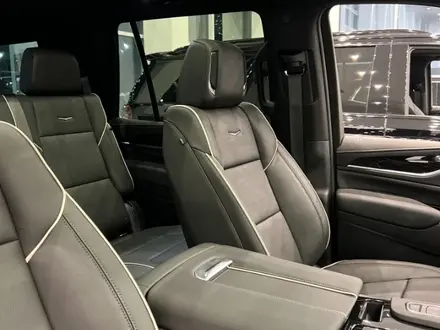 Cadillac Escalade Sport 2022 года за 105 000 000 тг. в Усть-Каменогорск – фото 20