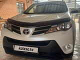 Toyota RAV4 2014 годаүшін10 500 000 тг. в Кызылорда