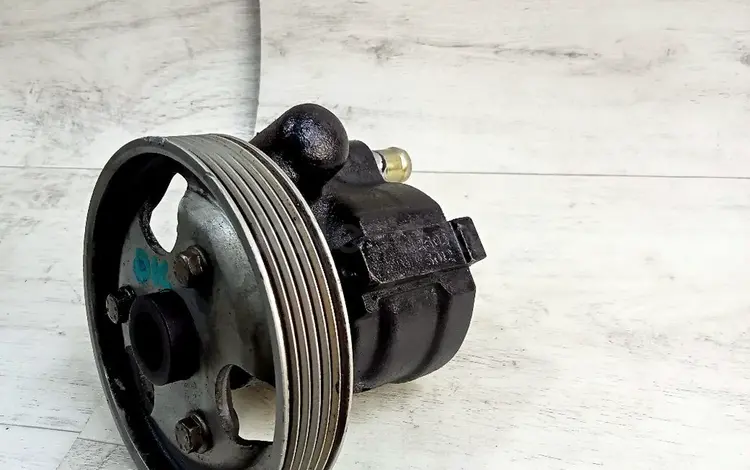 Гур насос на lada largus re за 20 000 тг. в Алматы