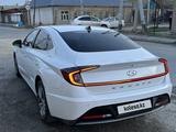 Hyundai Sonata 2021 года за 11 300 000 тг. в Шымкент – фото 4