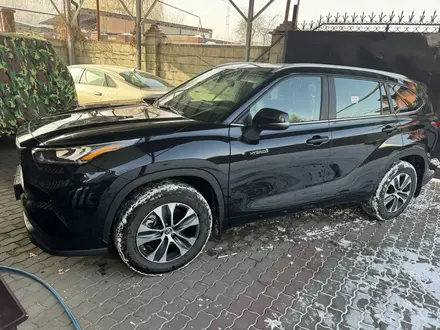 Toyota Highlander 2023 года за 26 000 000 тг. в Алматы – фото 16