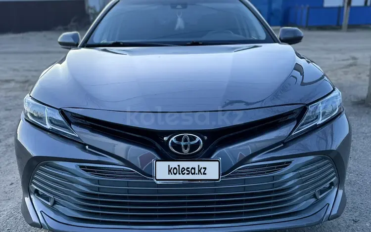 Toyota Camry 2020 года за 10 000 000 тг. в Актобе