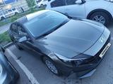Hyundai Elantra 2023 года за 8 000 000 тг. в Усть-Каменогорск – фото 2