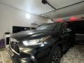 Toyota Highlander 2021 года за 18 500 000 тг. в Уральск