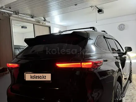 Toyota Highlander 2021 года за 18 500 000 тг. в Уральск – фото 4