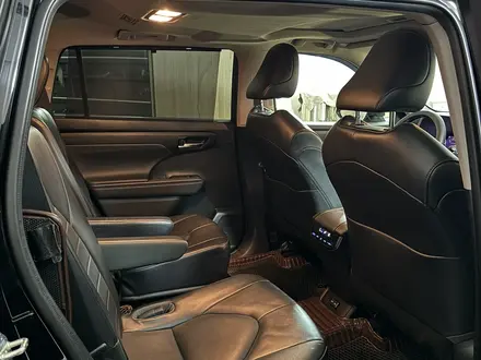 Toyota Highlander 2021 года за 18 500 000 тг. в Уральск – фото 6