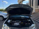 Toyota Camry 2012 года за 10 800 000 тг. в Атырау – фото 4