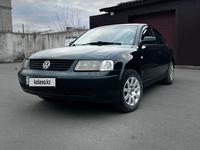 Volkswagen Passat 1996 годаүшін1 850 000 тг. в Семей