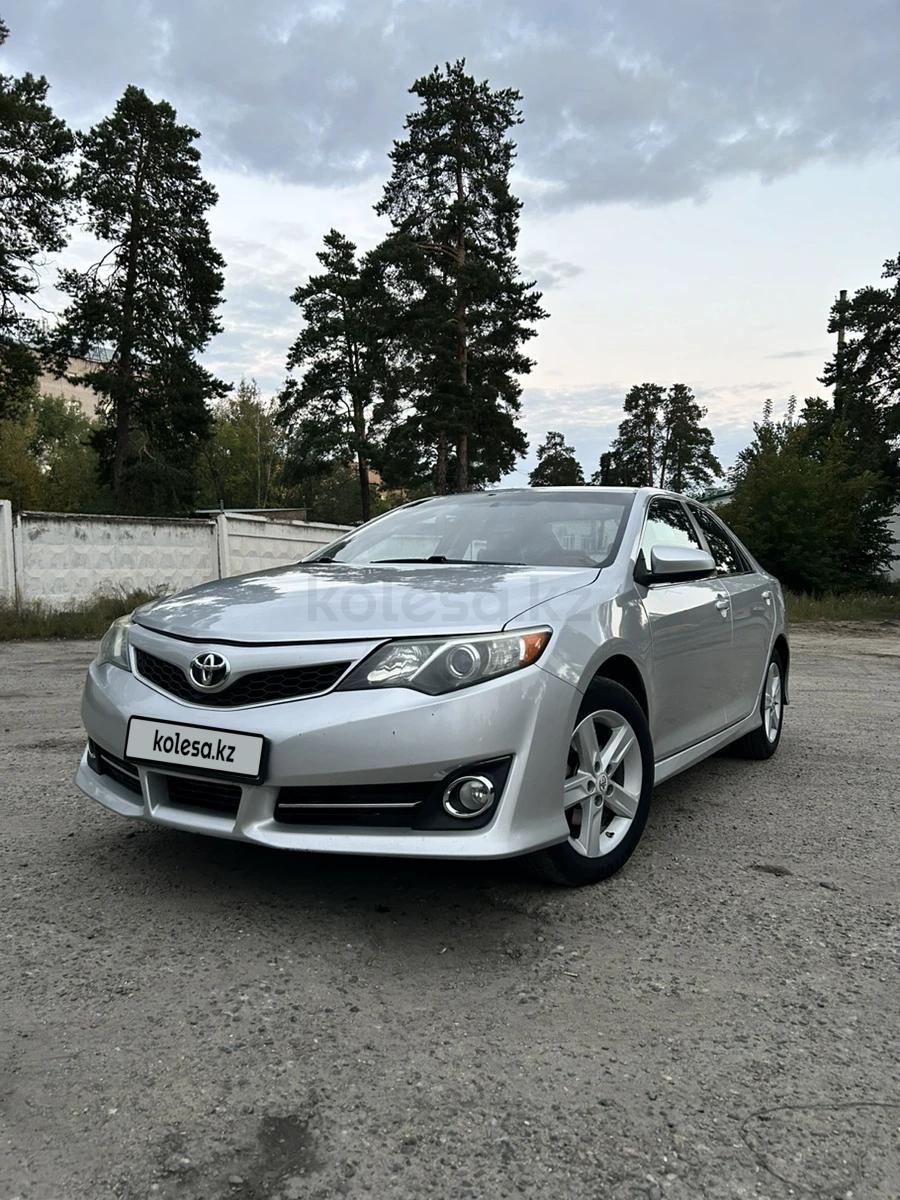 Toyota Camry 2012 г.