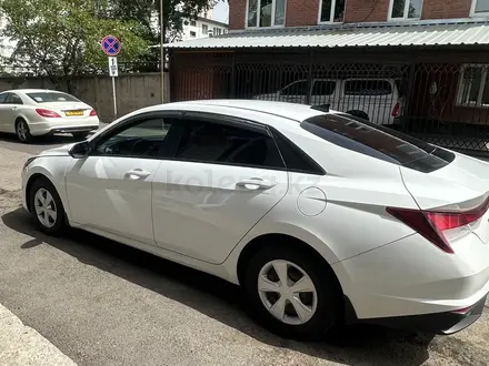 Hyundai Elantra 2022 года за 7 000 000 тг. в Алматы – фото 3