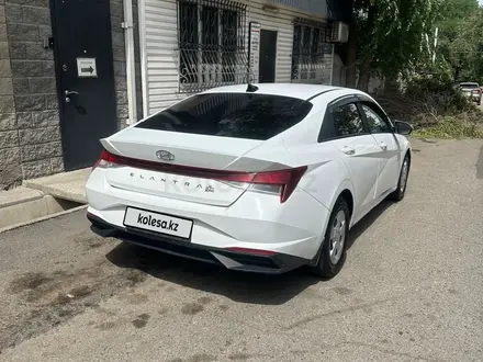 Hyundai Elantra 2022 года за 7 000 000 тг. в Алматы – фото 5
