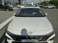 Hyundai Elantra 2024 годаfor8 900 000 тг. в Атырау – фото 2