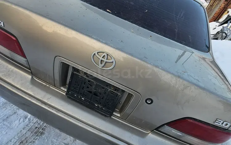 Toyota Avalon 1997 года за 888 555 тг. в Усть-Каменогорск