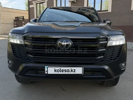 Toyota Land Cruiser 2022 года за 39 500 000 тг. в Уральск – фото 3