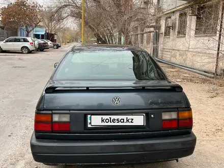 Volkswagen Passat 1993 года за 900 000 тг. в Кызылорда – фото 2
