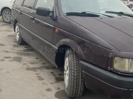 Volkswagen Passat 1993 года за 1 100 000 тг. в Алматы – фото 2