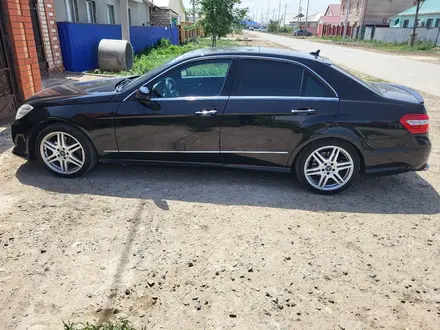 Mercedes-Benz E 350 2010 года за 7 000 000 тг. в Атырау – фото 3