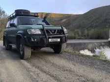 Nissan Patrol, 1999