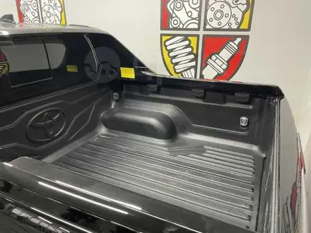 Вкладыш корыта ванна на кузов Hilux новый в оригинале за 50 000 тг. в Шымкент