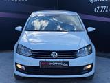 Volkswagen Polo 2018 года за 5 900 000 тг. в Актобе – фото 2