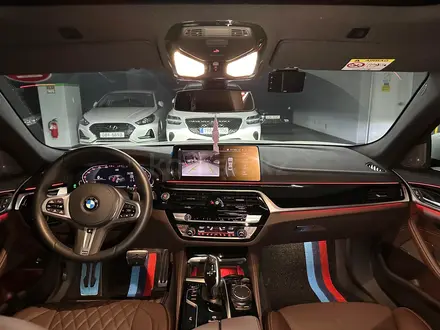 BMW 530 2022 года за 30 500 000 тг. в Алматы – фото 20