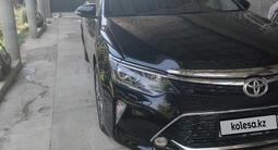 Toyota Camry 2017 годаүшін11 000 000 тг. в Шымкент – фото 3