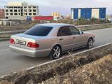 Mercedes-Benz E 240 1999 года за 4 300 000 тг. в Костанай – фото 3