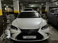 Lexus ES 250 2020 года за 23 000 000 тг. в Астана